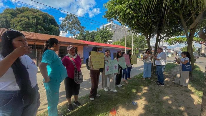 Madre de Dios: activistas realizan plantÃ³n por denuncias de acoso laboral por parte de magistrada del Poder Judicial